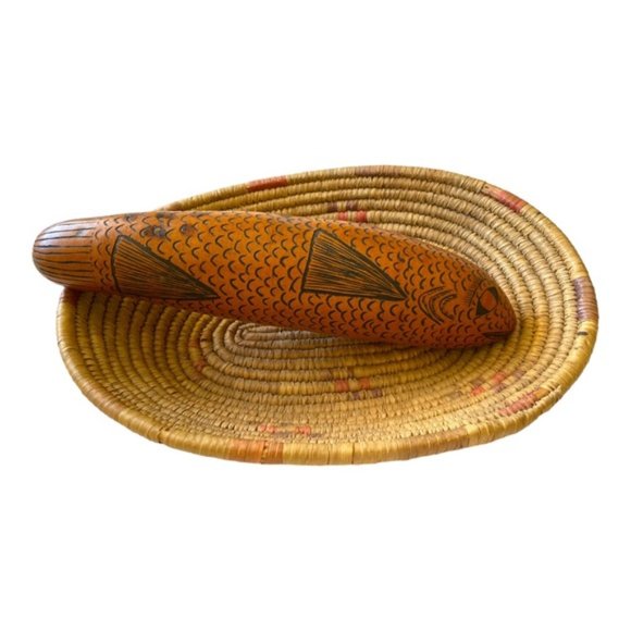 Antique Peru Hand Carved Fish Figure Gourd Rattle - Picture 5 of 12